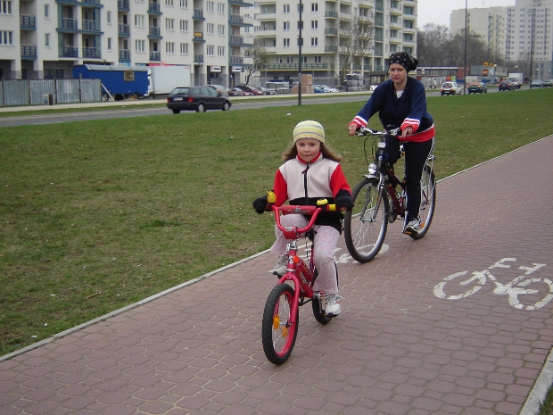 Rozmiar: 286903 bajtw
